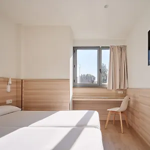 https://hostal-lami.topbarcelonahotels.com